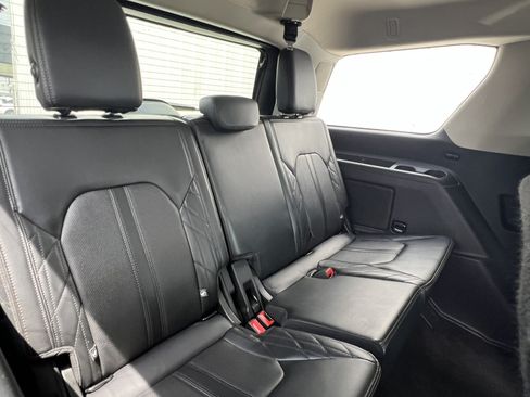 Used 2021 Ford Expedition Platinum AWD/4WD image 25