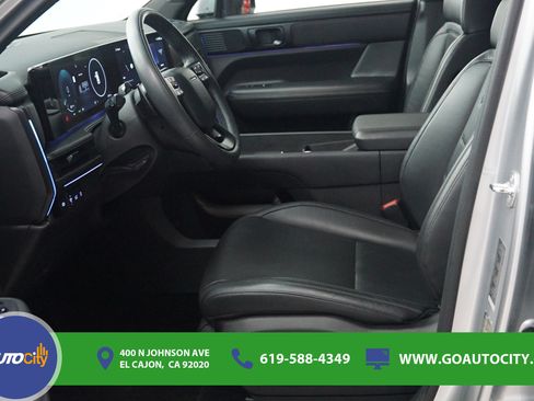 Used 2024 Hyundai Santa Fe Calligraphy AWD/4WD image 9