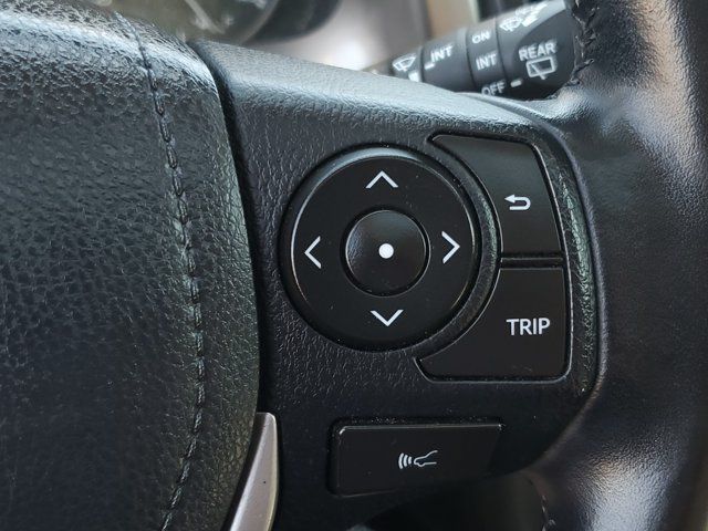 Used 2018 Toyota RAV4 XLE AWD/4WD image 13
