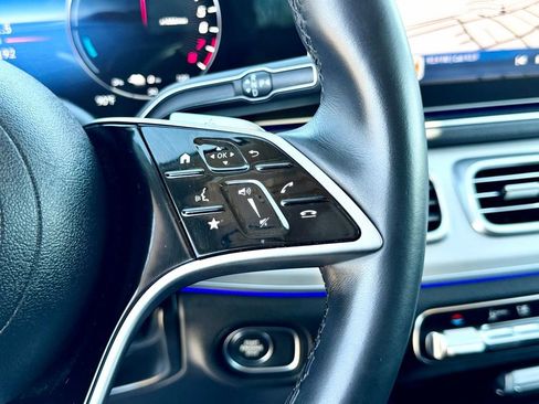 Certified 2025 Mercedes-Benz GLE 450e 4MATIC image 25