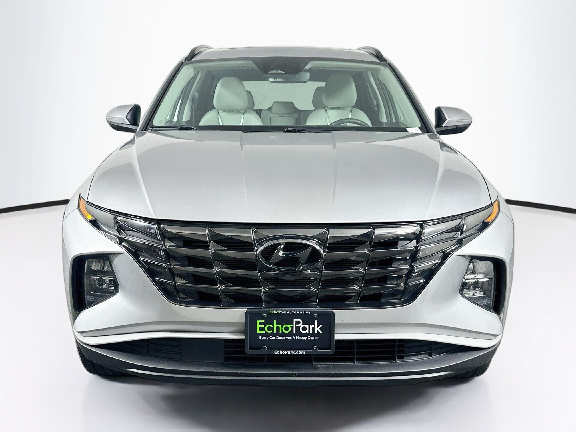Used 2022 Hyundai Tucson SEL w/ Convenience + Premium Package AWD/4WD image 2