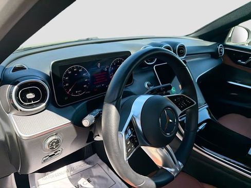 Used 2025 Mercedes-Benz C 300 Sedan image 26
