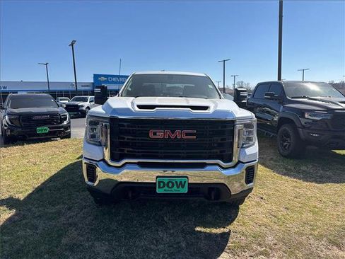 Used 2023 GMC Sierra 2500 Pro w/ Convenience Package image 3