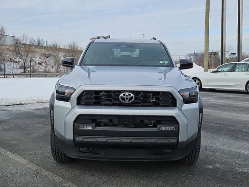 Used 2025 Toyota 4Runner TRD Off-Road image 2
