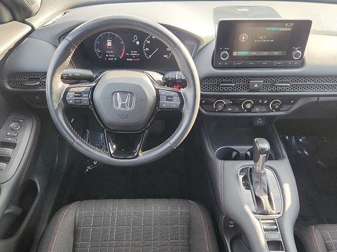 Certified 2025 Honda HR-V Sport image 10