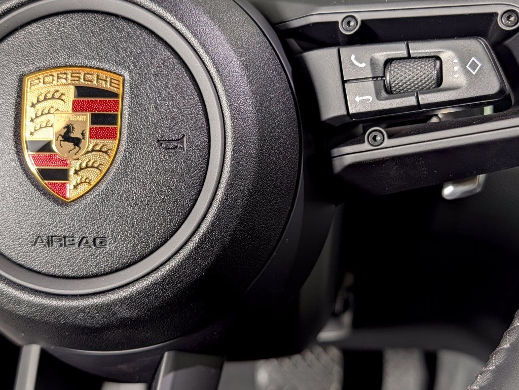 New 2026 Porsche Macan AWD/4WD image 38