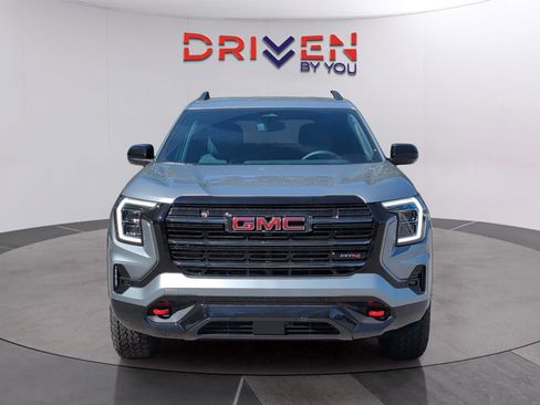 Used 2026 GMC Terrain AT4 w/ Convenience Package III AWD/4WD image 8