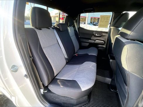 Certified 2023 Toyota Tacoma TRD Sport w/ Technology Package image 21