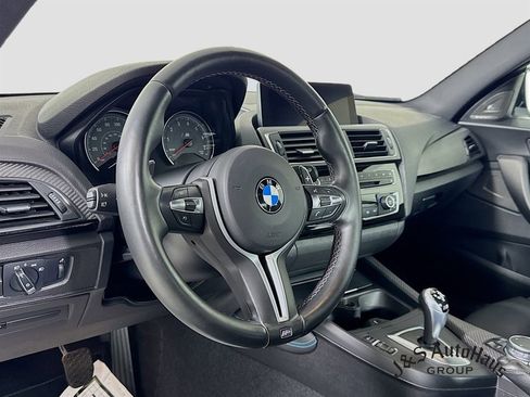 Used 2017 BMW M2 image 9
