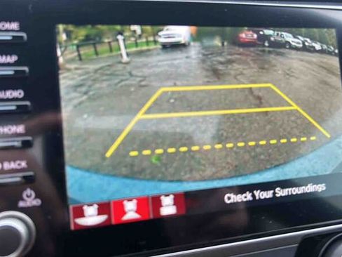 Used 2021 Honda Civic EX image 22