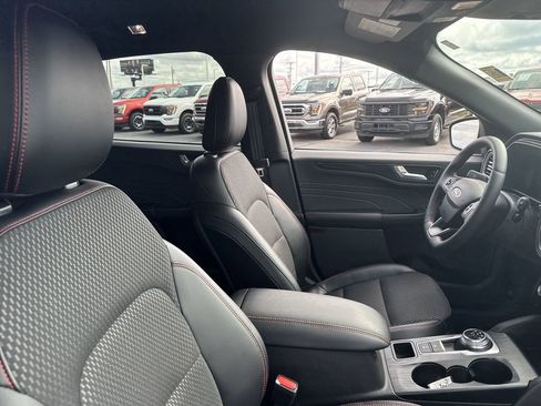 Certified 2023 Ford Escape ST-Line w/ Tech Pack #1 image 15