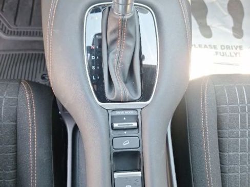 Used 2024 Honda HR-V Sport image 18