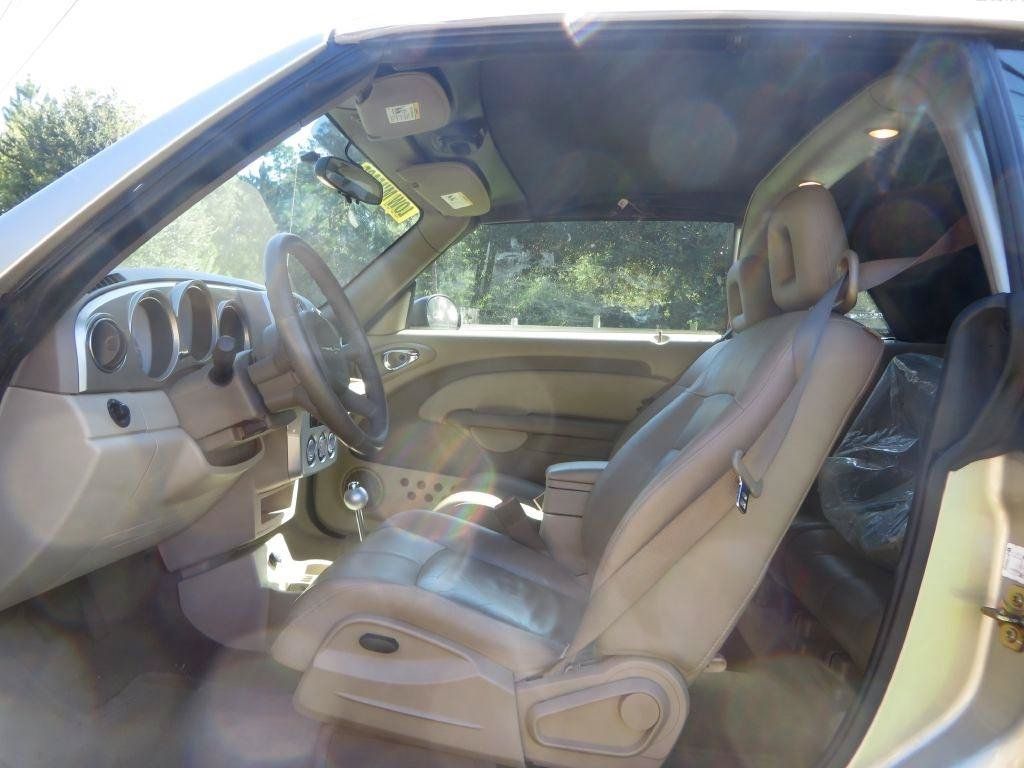Used 2006 Chrysler PT Cruiser Touring FWD image 14