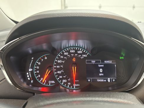 Used 2019 Chevrolet Trax LT w/ LT Convenience Package image 21