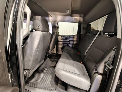 Used 2020 Chevrolet Silverado 1500 Custom w/ Custom Value Package RWD image 29