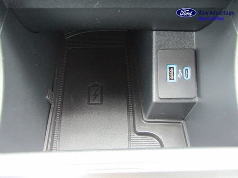 Certified 2024 Ford Edge SEL w/ Sport Appearance Package AWD/4WD image 37