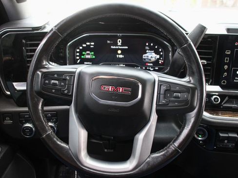 Used 2022 GMC Sierra 1500 Elevation image 19