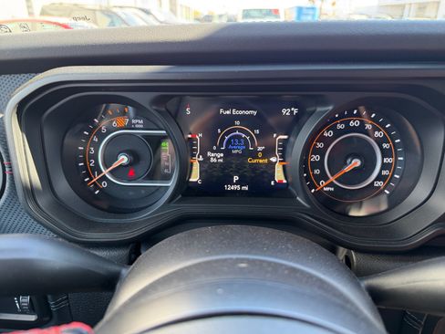 Used 2024 Jeep Wrangler Unlimited Rubicon 392 AWD/4WD image 21