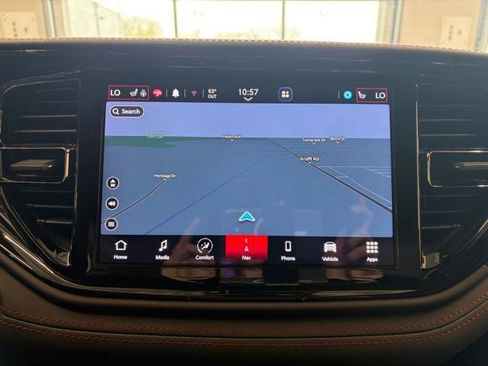 Certified 2025 Dodge Durango R/T image 22