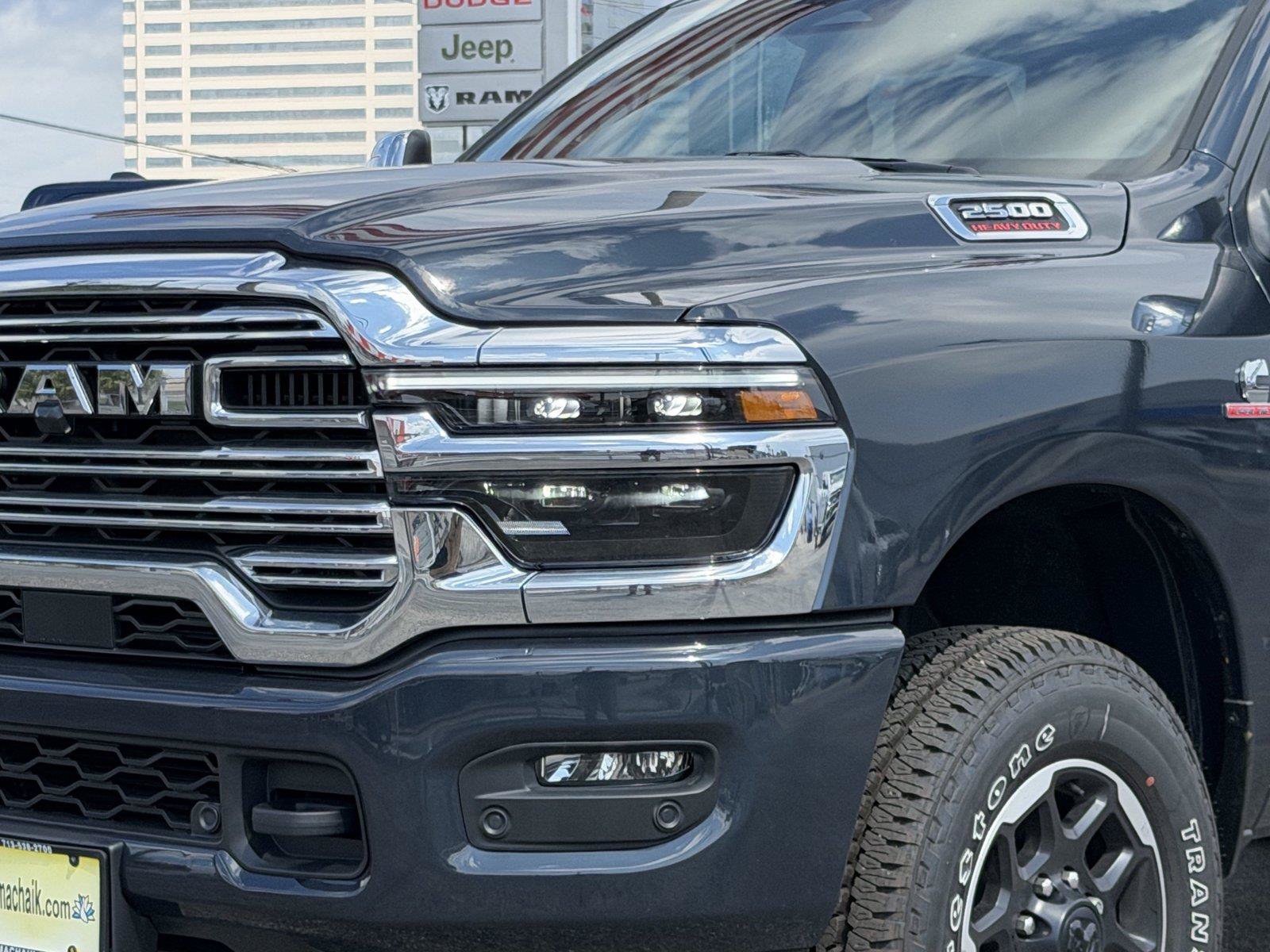 Used 2025 RAM 2500 Laramie AWD/4WD image 9