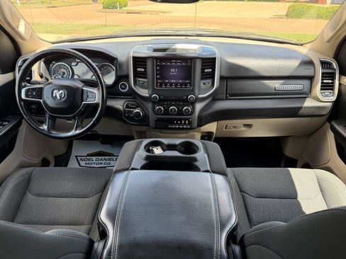 Used 2020 RAM 1500 Big Horn AWD/4WD image 21