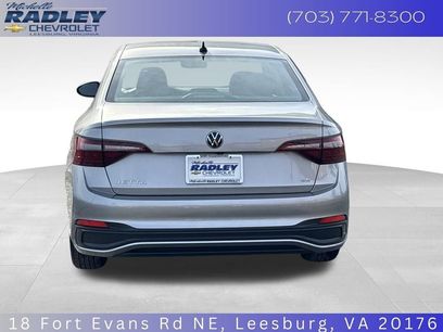 Used 2024 Volkswagen Jetta SE