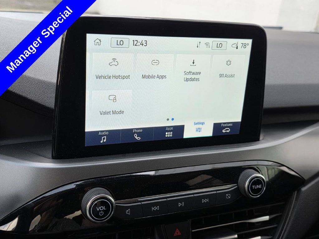 Used 2024 Ford Escape Active w/ Cold Weather Package FWD image 16