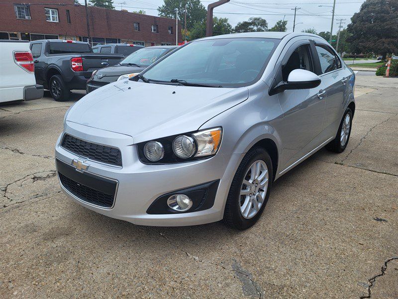 Used 2013 Chevrolet Sonic LT w/ Wheels and Fog Lamp Package FWD image 3