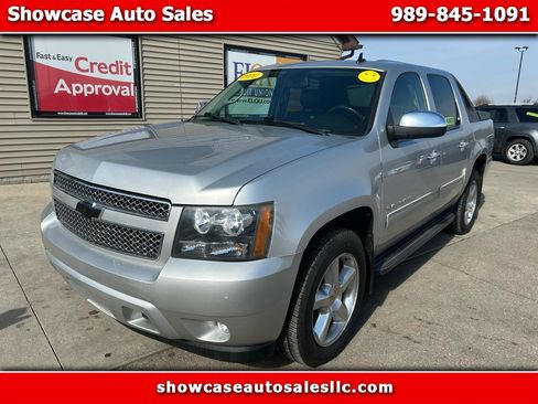 Used 2010 Chevrolet Avalanche LT w/ Regional Value Package image 1