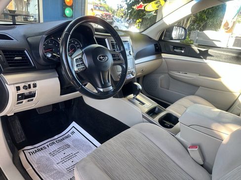 Used 2013 Subaru Outback 2.5i Premium image 12