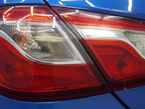 Used 2018 Chevrolet Cruze LT w/ Convenience Package FWD image 37