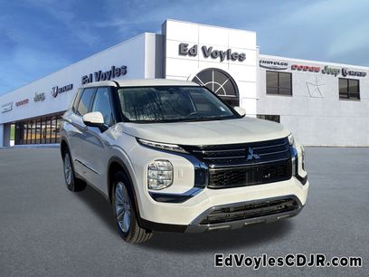 Used 2022 Mitsubishi Outlander ES