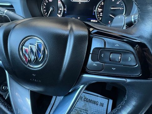 Used 2024 Buick Enclave Premium image 31