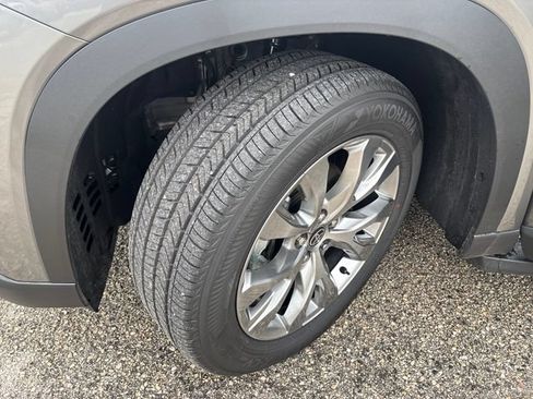 New 2026 Toyota Grand Highlander AWD image 36