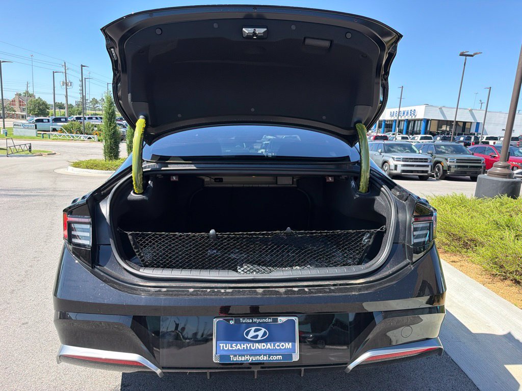 New 2026 Hyundai Sonata SEL FWD image 11