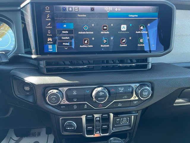Certified 2026 Jeep Gladiator Sport AWD/4WD image 33