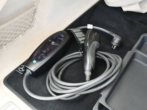 Used 2023 Mercedes-Benz EQS 450+ SUV image 65