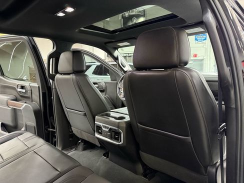 Used 2021 Chevrolet Silverado 1500 High Country w/ Technology Package image 23