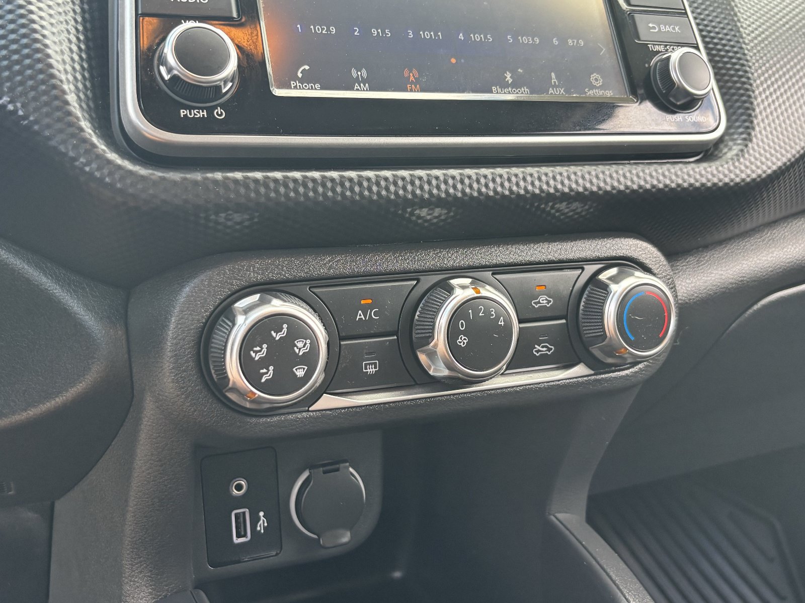 Used 2024 Nissan Kicks S FWD image 24
