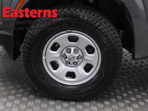 Used 2022 Nissan Frontier S image 31