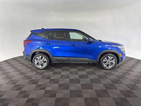 Used 2024 Kia Seltos LX image 4