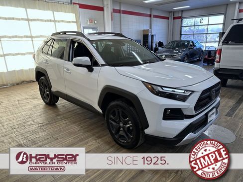 Used 2024 Toyota RAV4 Adventure image 6
