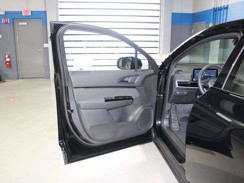 New 2026 Honda Prologue EX image 16