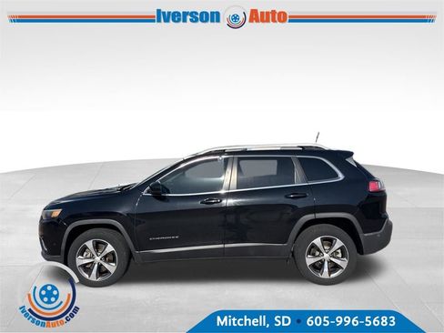Used 2019 Jeep Cherokee Limited w/ Luxury Group AWD/4WD image 1