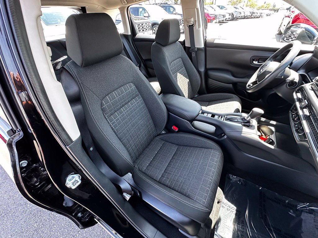 Used 2024 Honda HR-V LX image 14