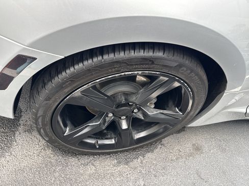 Used 2016 Chevrolet Camaro LT RWD image 13