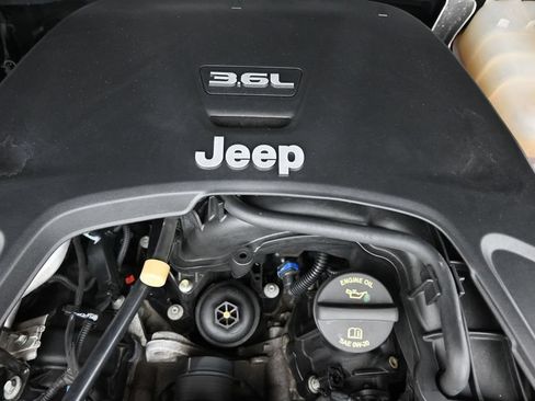 Used 2020 Jeep Gladiator Rubicon AWD/4WD image 58