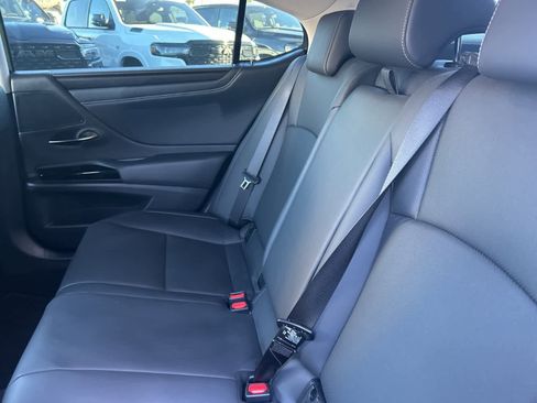 Used 2025 Lexus ES 300h w/ Premium Package image 24