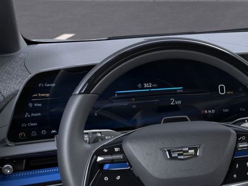 New 2025 Cadillac Optiq Sport 1 w/ LPO, Floor Liner Package AWD/4WD image 18