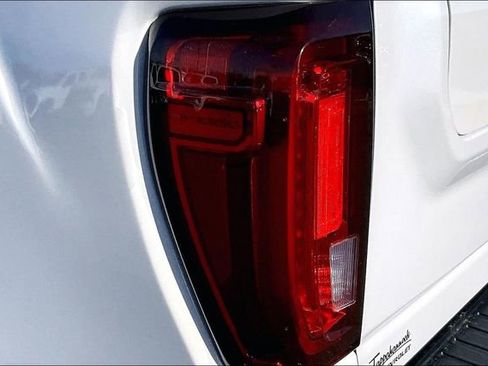 Used 2023 GMC Sierra 2500 Denali w/ Denali Ultimate Package image 24